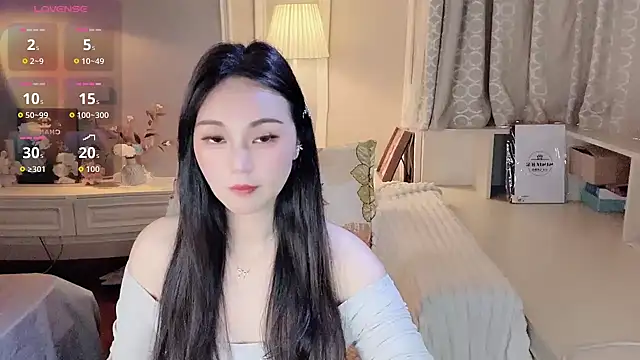 Snapshot of KCYE-CC chatting on 05/13/26, 02:29 KCYE-CC online show from 05/13/26, 02:29