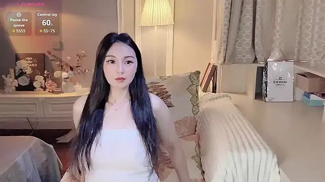 Snapshot of KCYE-CC chatting on 05/14/26, 03:14 KCYE-CC online show from 05/14/26, 03:14