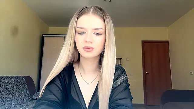 DeettaTolly online show from 04/10/26, 05:25