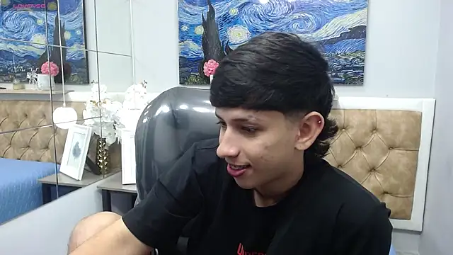 Snapshot of AdrianFranko chatting on 06/10/26, 03:02 AdrianFranko online show from 06/10/26, 03:02