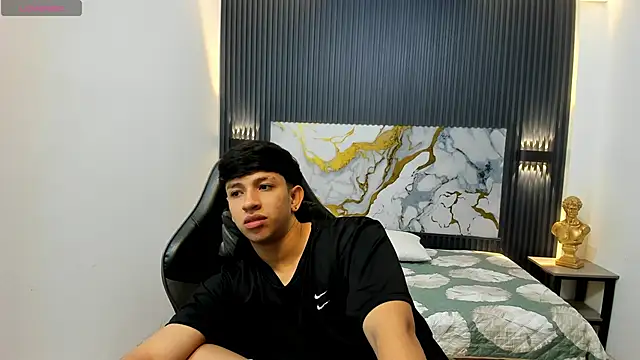 AdrianFranko online show from 05/11/26, 02:45