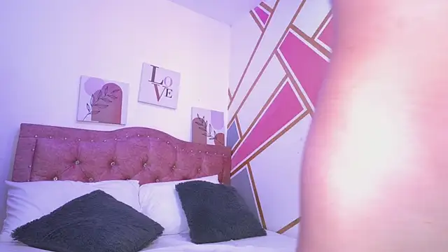Alexxa cutie online show from 04/29/26, 12:31