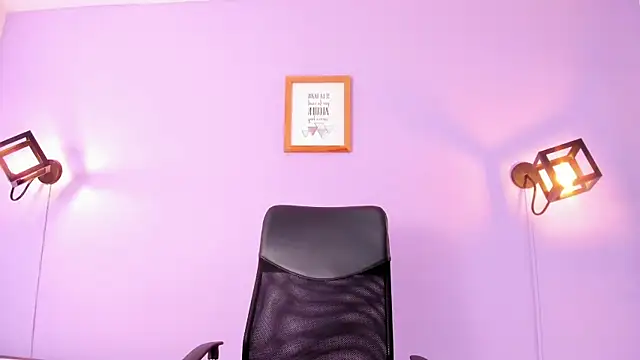 milliesummer online show from 04/09/26, 12:11