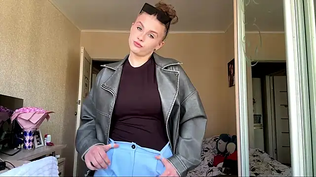 Elle GrEat online show from 03/23/26, 07:08