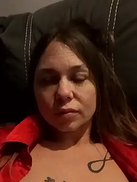 Couple qc online show from 04/15/26, 01:44