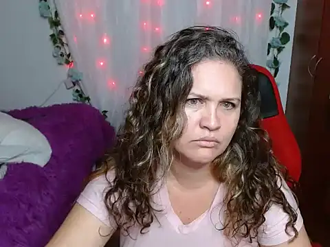 venecasexy45 online show from 04/09/26, 08:20