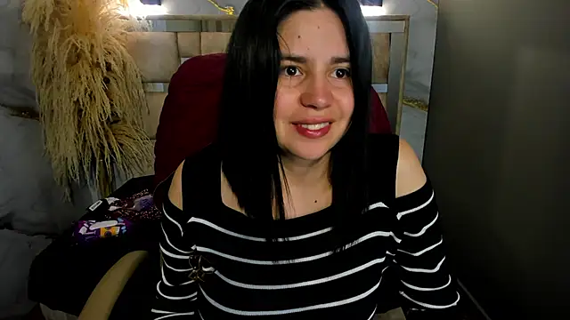 Snapshot of Cata_black chatting on 04/30/26, 11:28 Cata black online show from 04/30/26, 11:28