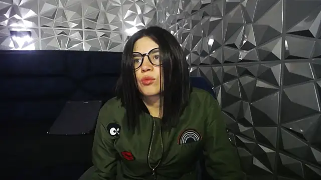 Snapshot of Cata_black chatting on 05/04/26, 11:57 Cata black online show from 05/04/26, 11:57