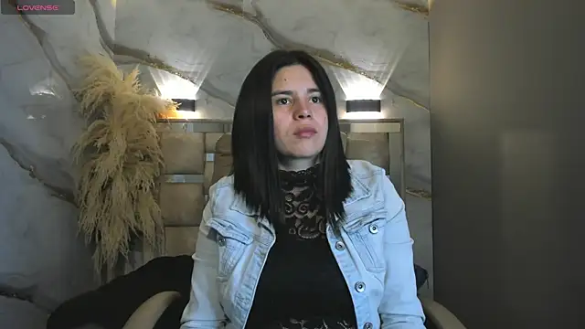Snapshot of Cata_black chatting on 04/21/26, 01:07 Cata black online show from 04/21/26, 01:07