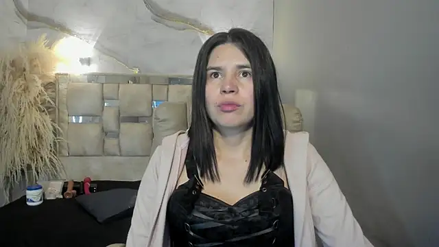 Cata black online show from 06/12/26, 12:58