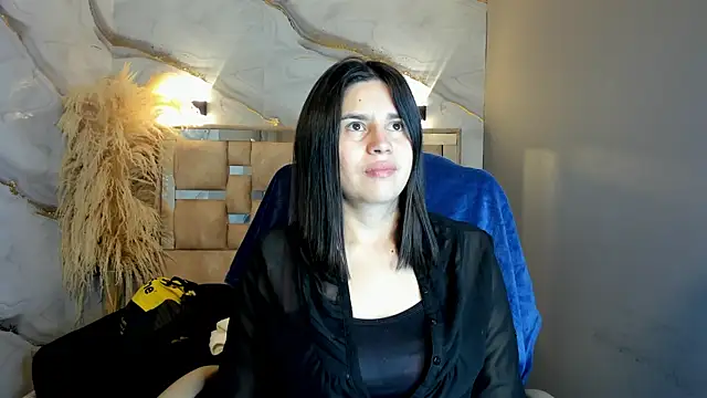 Snapshot of Cata_black chatting on 05/23/26, 11:53 Cata black online show from 05/23/26, 11:53