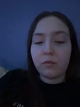 charmingggirl online show from 04/15/26, 01:22