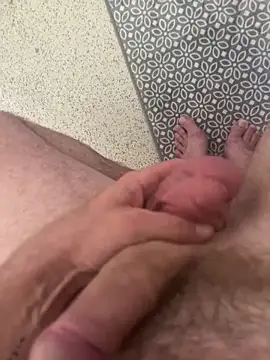 Snapshot of dandan198275 chatting on 04/08/26, 04:08 dandan198275 online show from 04/08/26, 04:08