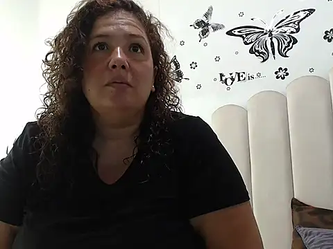 IzzyFlowers online show from 04/27/26, 08:29