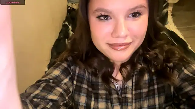 LunaVire online show from 03/20/26, 03:24