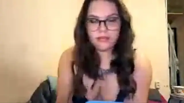 LunaVire online show from 04/09/26, 04:13