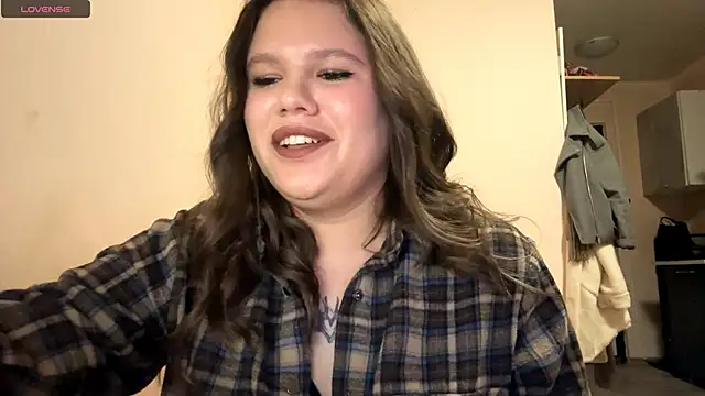 LunaVire online show from 03/25/26, 11:20