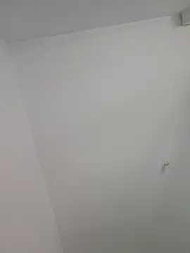 Snapshot of emiliecurvy83 chatting on 03/29/26, 11:01 emiliecurvy83 online show from 03/29/26, 11:01