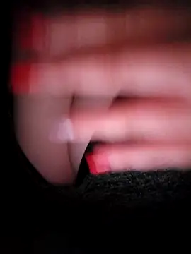 emiliecurvy83 online show from 05/13/26, 03:52