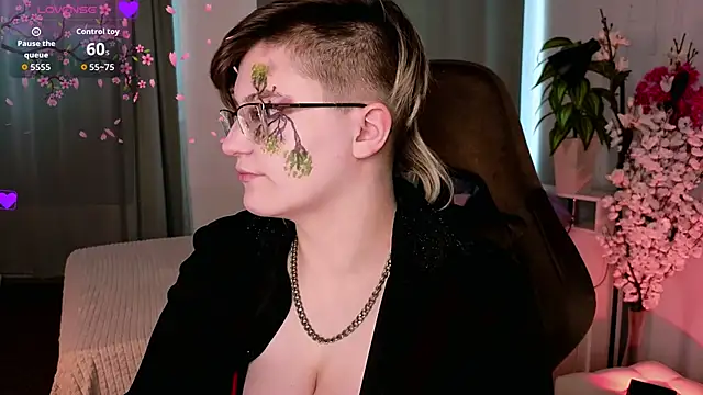 Snapshot of Xiao_Eclipse chatting on 04/05/26, 06:42 Xiao Eclipse online show from 04/05/26, 06:42