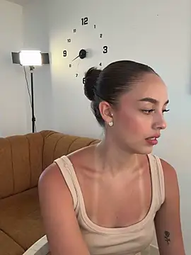 Snapshot of Lauren_Storm chatting on 03/24/26, 05:13 Lauren Storm online show from 03/24/26, 05:13