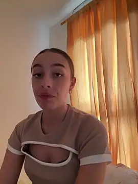 Lauren Storm online show from 05/01/26, 09:31