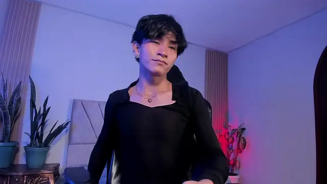 Snapshot of cococumps chatting on 03/31/26, 12:29 cococumps online show from 03/31/26, 12:29