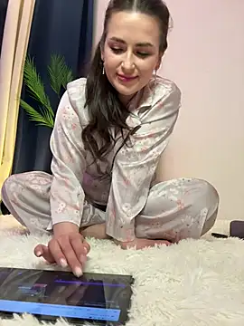 Alana Loveee online show from 03/19/26, 07:47