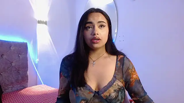 Snapshot of sweetbloomcs chatting on 05/27/26, 04:58 sweetbloomcs online show from 05/27/26, 04:58