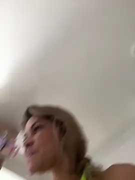 tabata monroee online show from 04/04/26, 04:02