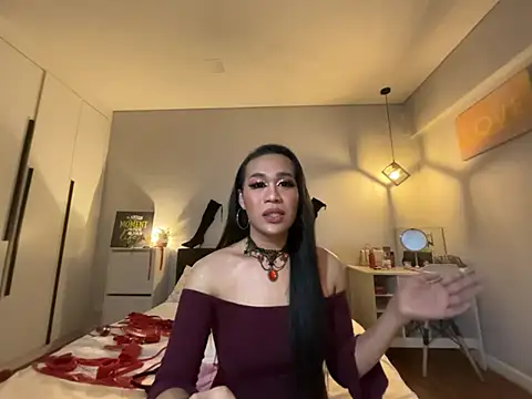 Snapshot of Ur_topQeents chatting on 04/10/26, 09:38 Ur topQeents online show from 04/10/26, 09:38