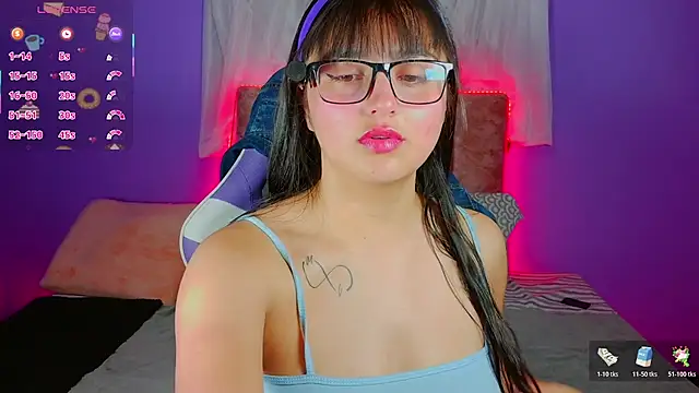 Snapshot of 1_Scarllet_ chatting on 04/03/26, 10:11 1 Scarllet online show from 04/03/26, 10:11