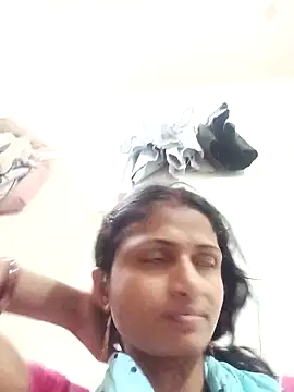 Snapshot of Leelaaji chatting on 03/31/26, 09:22 Leelaaji online show from 03/31/26, 09:22