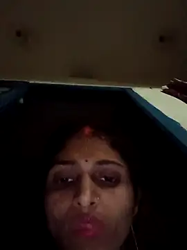 Snapshot of Leelaaji chatting on 04/14/26, 01:16 Leelaaji online show from 04/14/26, 01:16