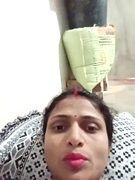 Snapshot of Leelaaji chatting on 04/07/26, 05:59 Leelaaji online show from 04/07/26, 05:59