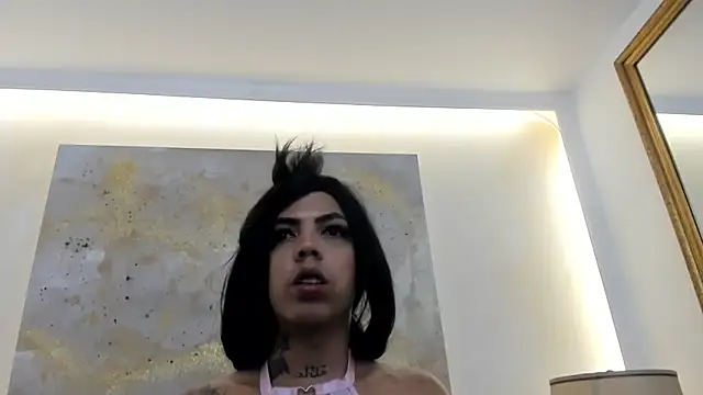 MiiaRestrepo online show from 04/27/26, 11:47