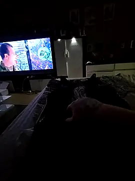 Snapshot of OssiBigCum chatting on 03/17/26, 06:55 OssiBigCum online show from 03/17/26, 06:55