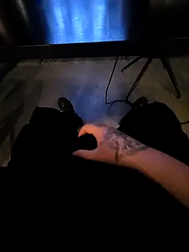 Snapshot of OssiBigCum chatting on 03/23/26, 11:15 OssiBigCum online show from 03/23/26, 11:15