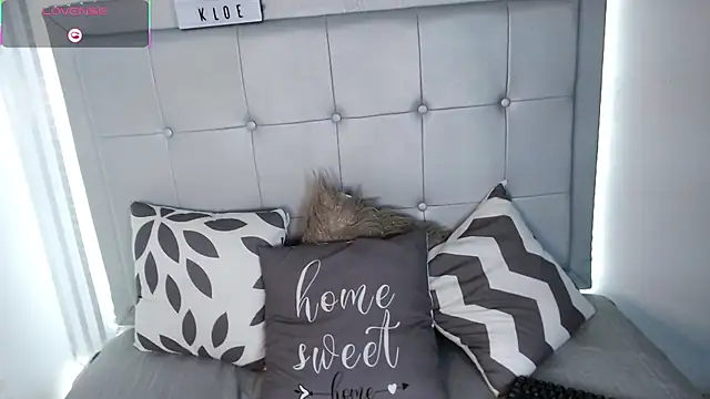 Snapshot of Kloe__watson chatting on 04/13/26, 09:19 Kloe watson online show from 04/13/26, 09:19