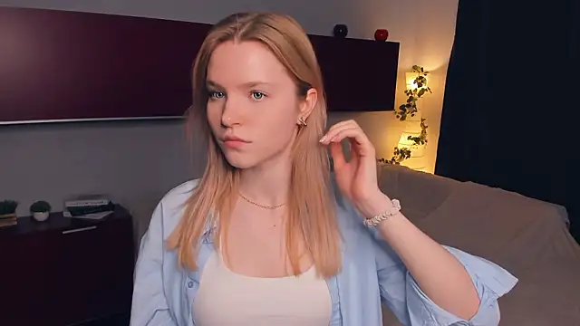 DelmaLasky online show from 03/27/26, 12:06