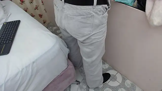 crystal watson0 online show from 03/19/26, 01:55