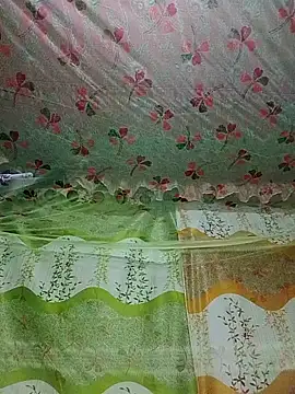 sexymoon2233 online show from 04/12/26, 12:30