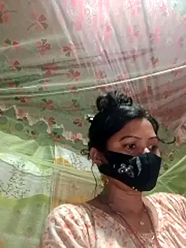 sexymoon2233 online show from 04/13/26, 12:42