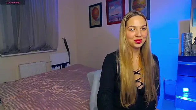 Alexandracandy online show from 04/11/26, 07:50