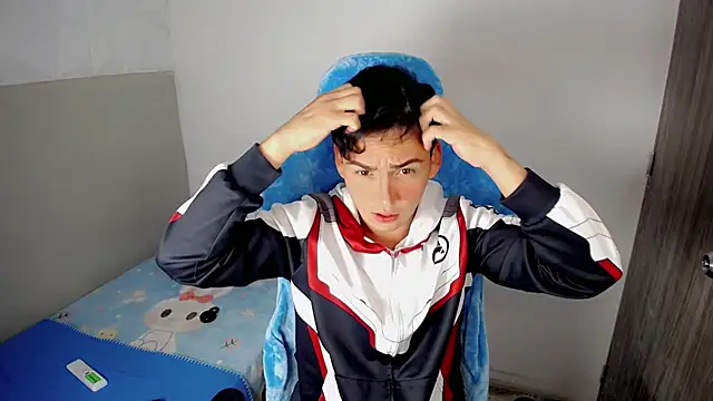 Mathias twinkk online show from 03/27/26, 08:54