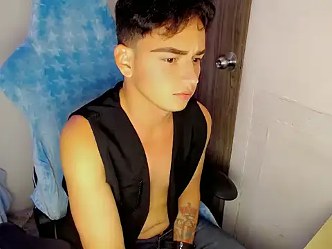 Mathias twinkk online show from 04/08/26, 04:58