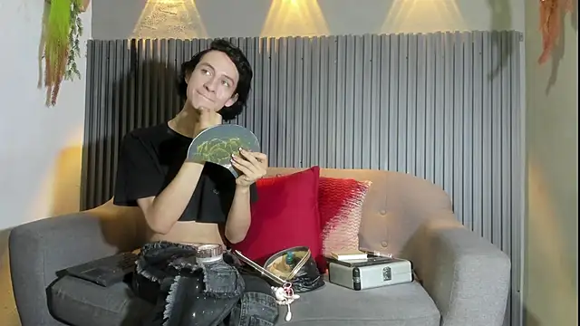 Snapshot of Emmyy_Fantasy chatting on 03/28/26, 07:26 Emmyy Fantasy online show from 03/28/26, 07:26