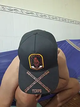 Snapshot of fuckboy656565 chatting on 04/08/26, 02:18 fuckboy656565 online show from 04/08/26, 02:18