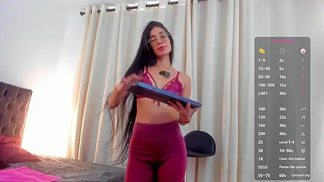 Snapshot of giana_gill chatting on 03/24/26, 04:51 giana gill online show from 03/24/26, 04:51