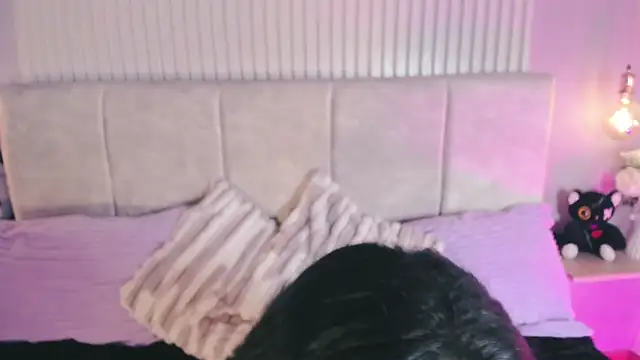 Stardoll1  online show from 04/18/26, 02:52